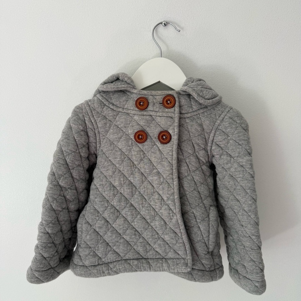 GAP Gray Quilted Hooded Jacket with Brown Buttons size 3